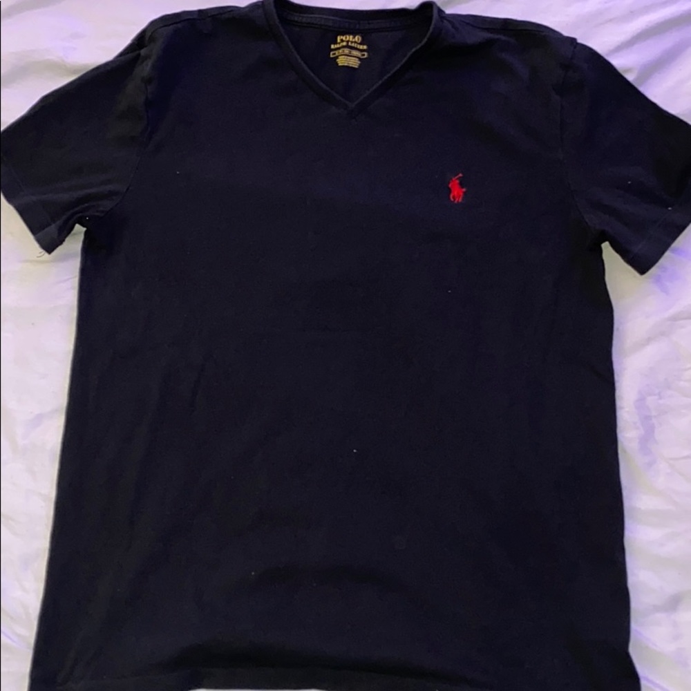 Polo shirt v neck